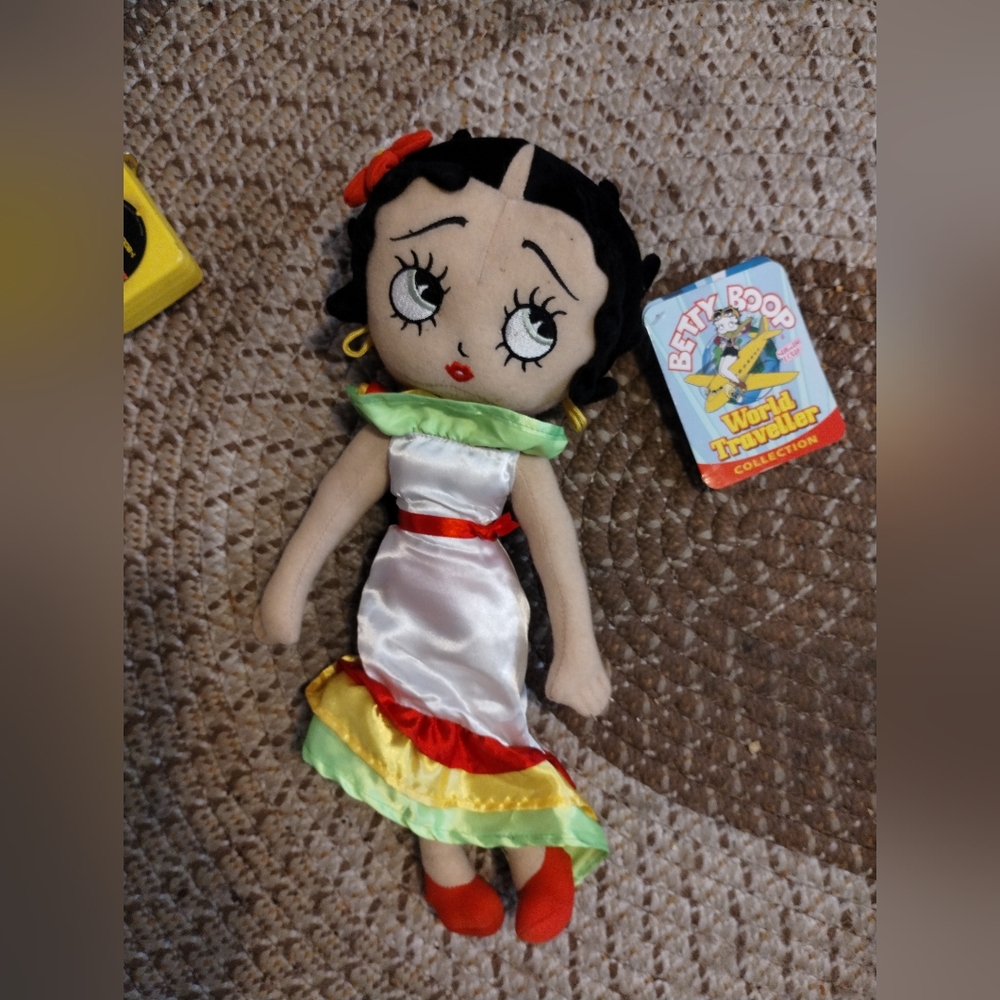 Betty Boop Collector Plush NWT VINTAGE - Picture 1 of 2